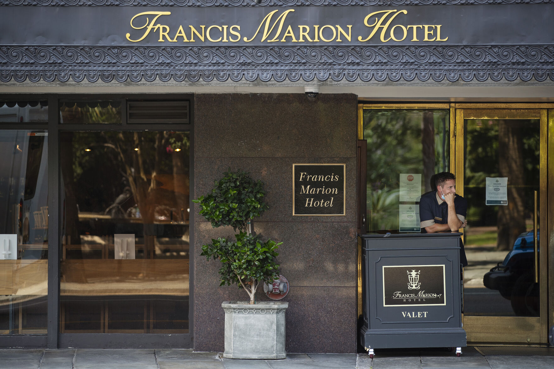 francis marion hotel.jpg